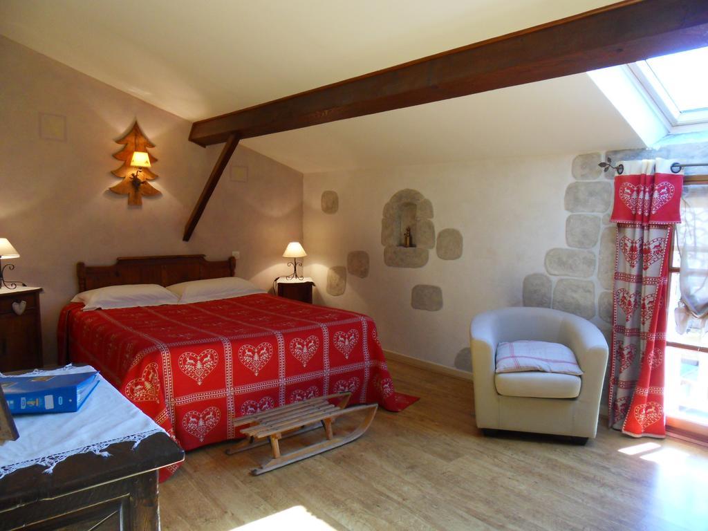 Bed and Breakfast L'Estapade Des Tourelons Saint-Jean-en-Royans Exteriér fotografie